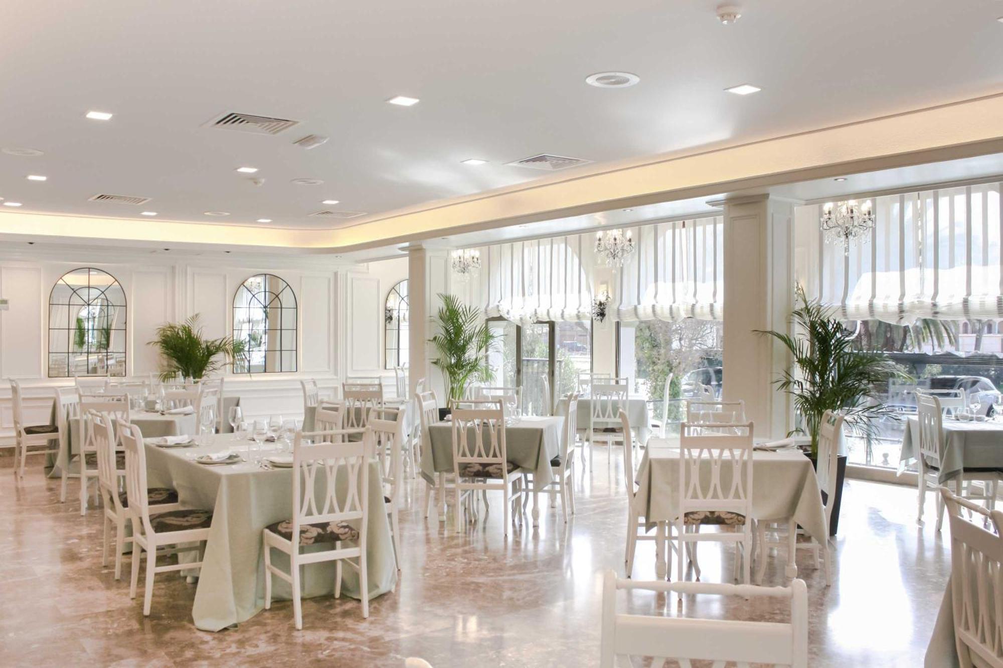 Hospedium Hotel Castilla Torrijos Esterno foto